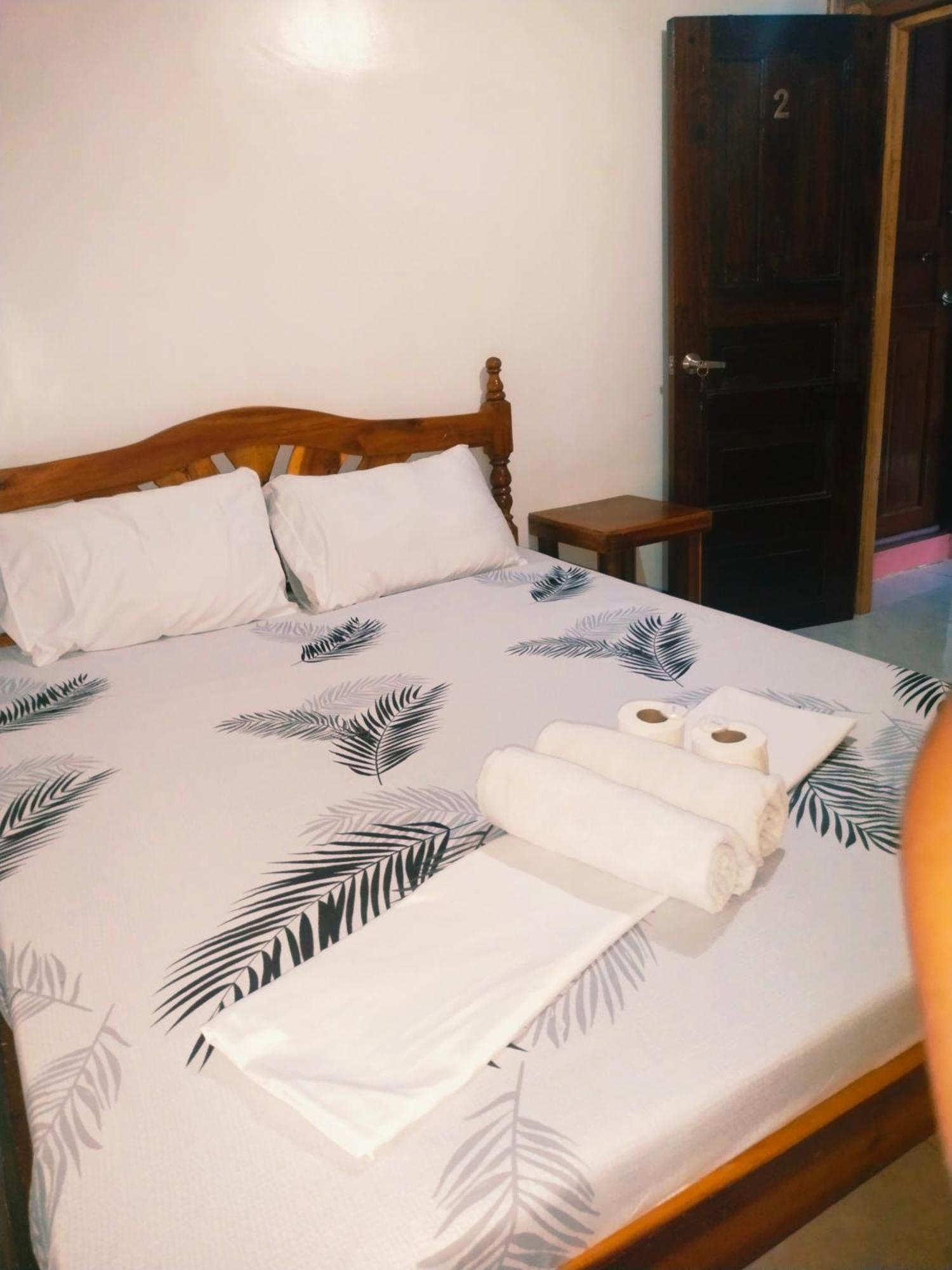 Ziah'S Guest House San Vicente  Oda fotoğraf